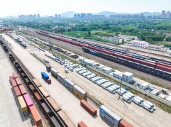 在百马科技（无锡）有限公司的直播间内