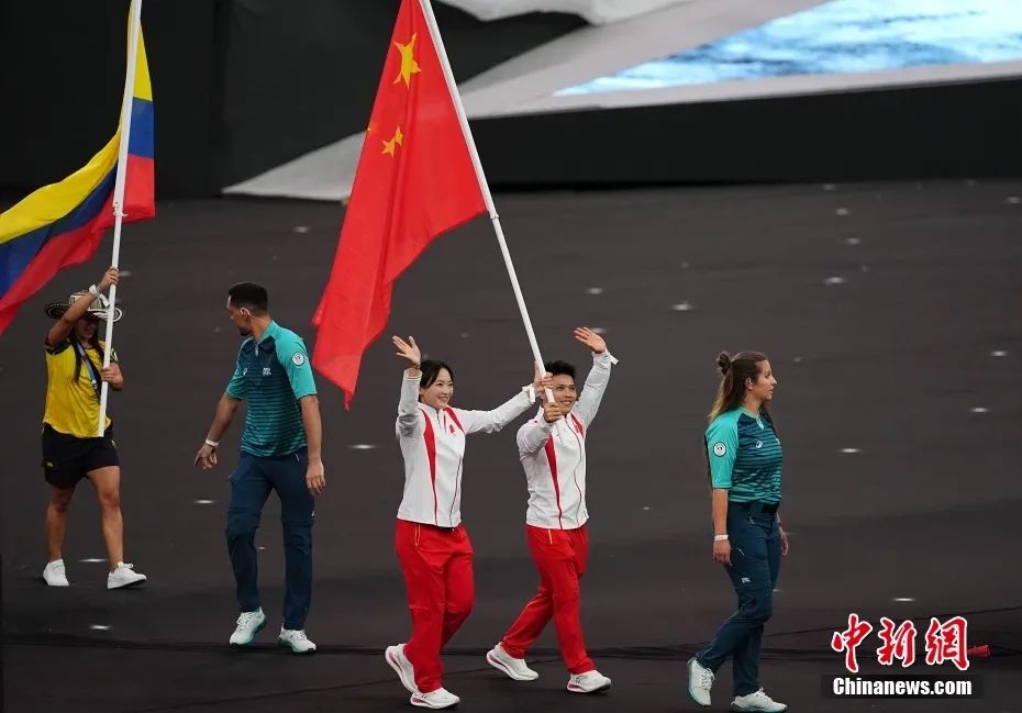 巴黎奥运会闭幕式上，孙颖莎身披亚洲代表光环