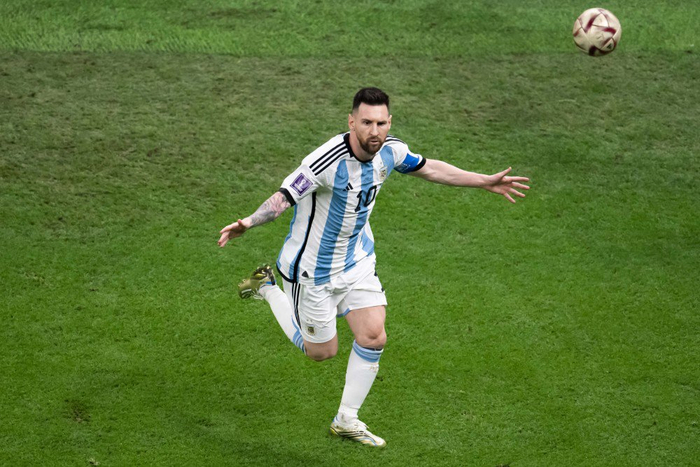 梅西冠军数量再引争议 西超杯与美职联东区冠军